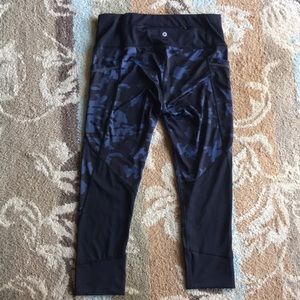 Active Life Running Capri Camo Legging
